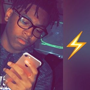 Meet your Posher, Elijah